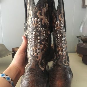 Corral boots